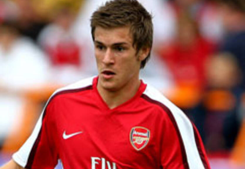 Рэмси будет играть в футбол