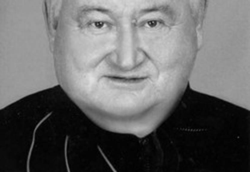 Умер легендарный игрок Днепра
