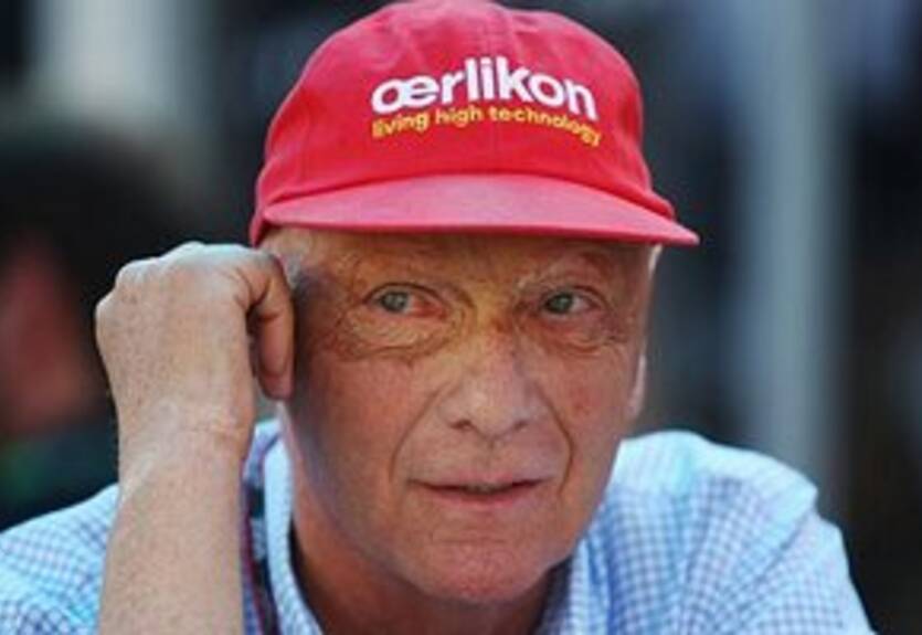 Лауда поддержал Баттона