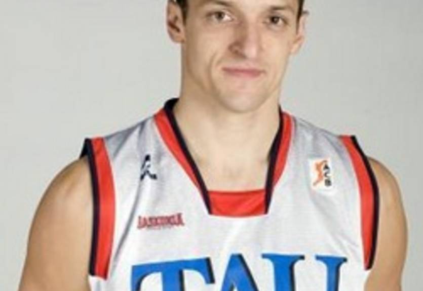 Уникаха планирует усилиться Ракочевичем