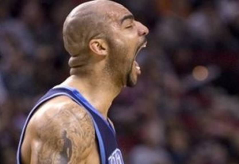 Бузер хочет остаться в Юте