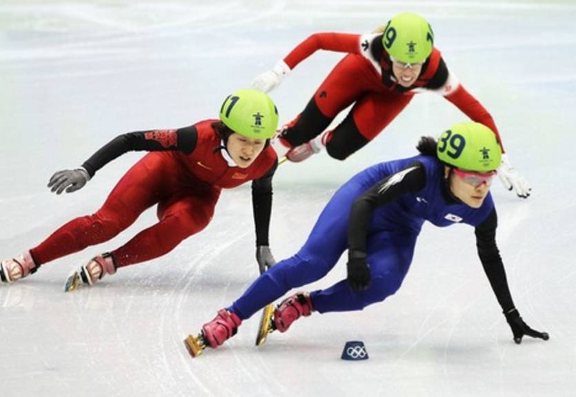 Шорт-трек. Театр абсурда