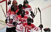 Хоккей. Канадки громят Финляндию