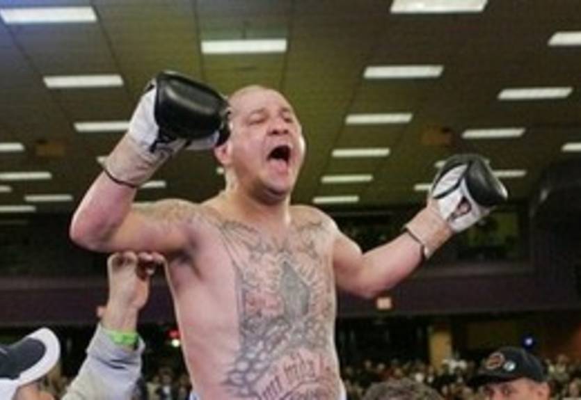 Тапиа возвращается после трехлетнего перерыва