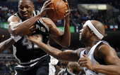 Сан-Антонио отправили ветерана в Шарлотт