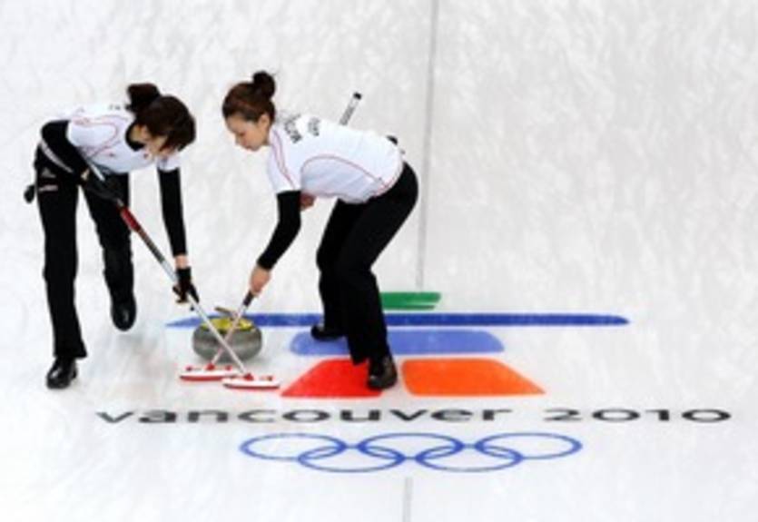 Керлинг. Женщины. Россиянки уступают и другие результаты