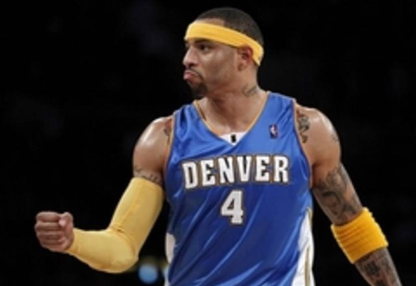 Мартина все еще беспокоит колено