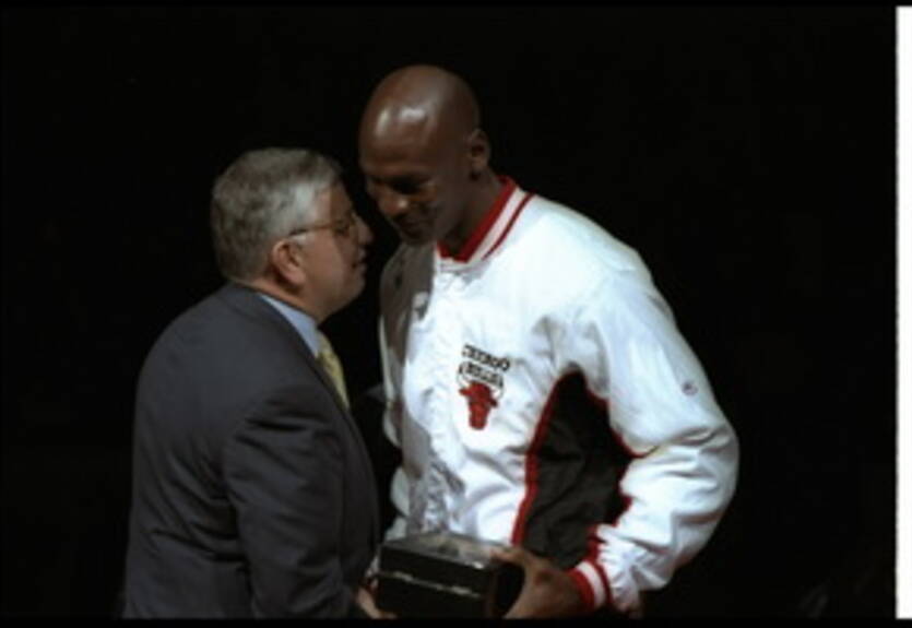 Стерн: "Надеюсь, именно Джордан купит Шарлотт"