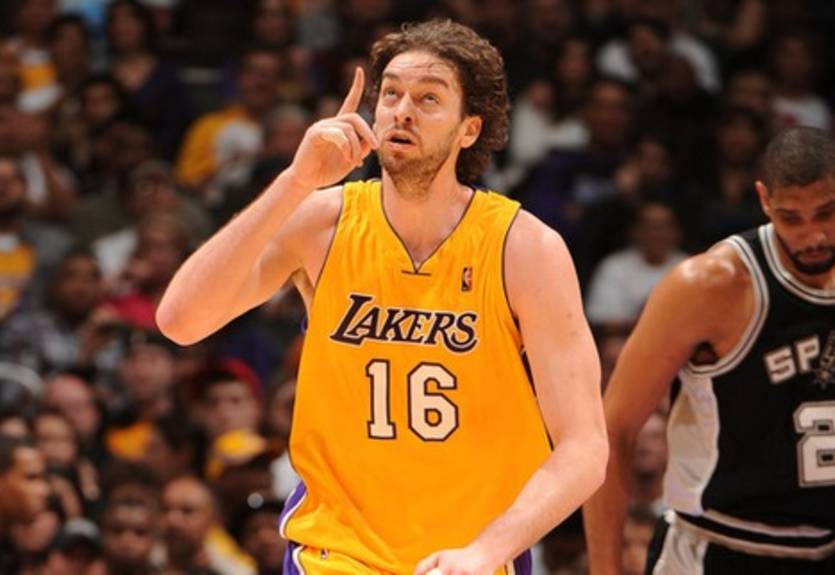 НБА. Терри и Картер солируют, а Лейкерс побеждают и без Брайанта!