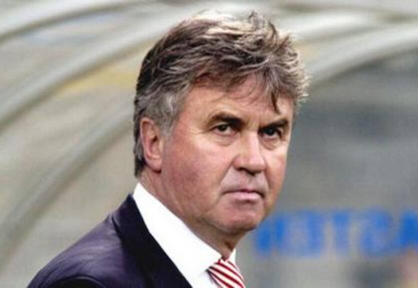 Хиддинк: "Хорошо, что Евро-2012 пройдет в Украине и Польше"