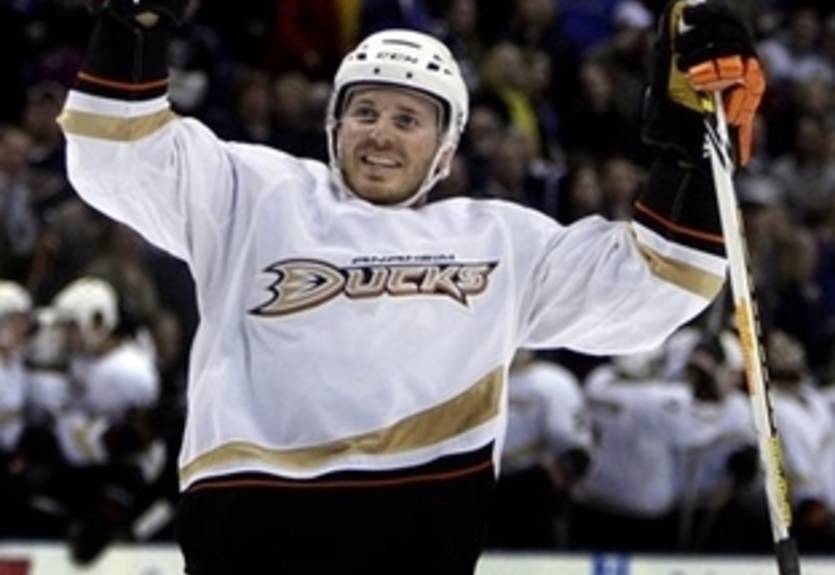 Чикаго и Анахайм могут совершить обмен защитников