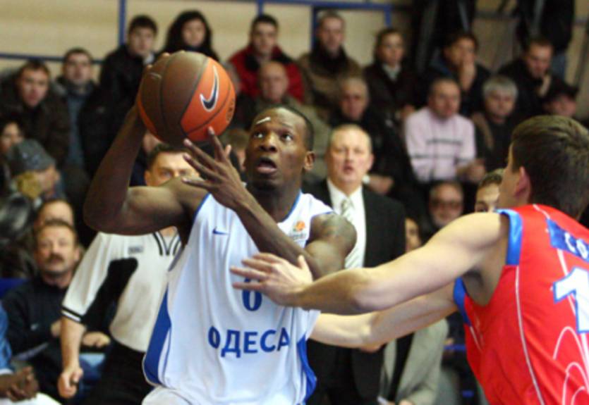 Суперлига. Одесса вымучивает победу у Азота