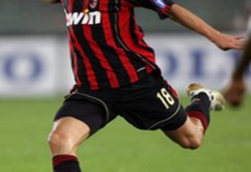 Миланские враги обменяются игроками?