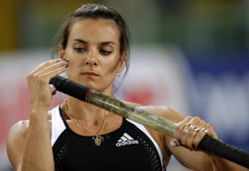 Исинбаева названа лучшей легкоатлеткой десятилетия