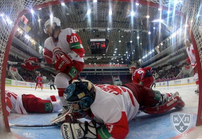 Предсказуемые победы ЦСКА и АК Барса, неожиданный результат в Нижнем Новогороде