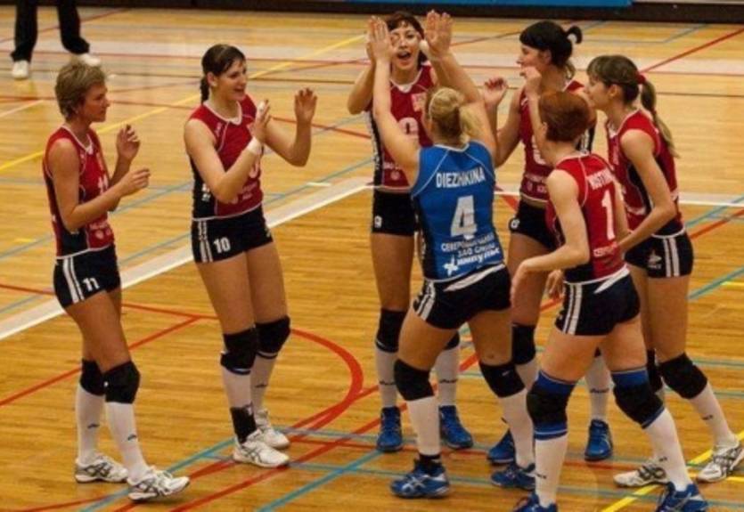 Волейбол. Северодончанка раскусила грецкий орешек