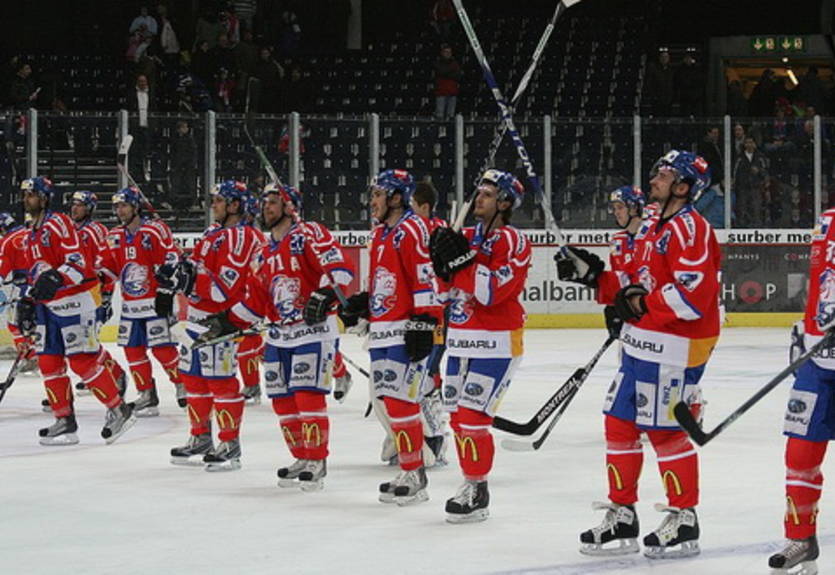 Сыр, хоккей, канадцы и обзор выступления украинцев за рубежом