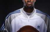 Adidas разорвал контракт с Аринасом