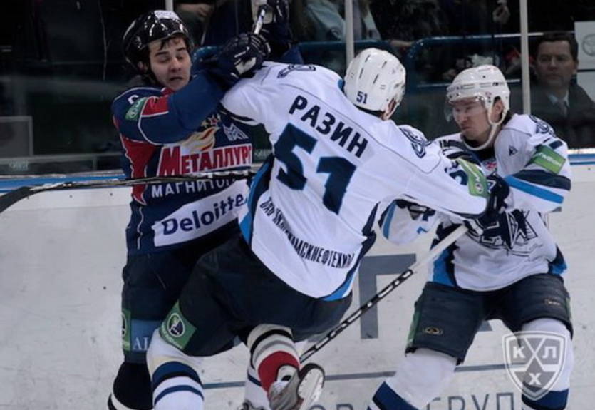 КХЛ. Жаркие баталии в юбилейный день