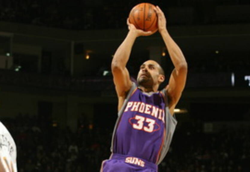 Хилл набрал 15 000-е очко