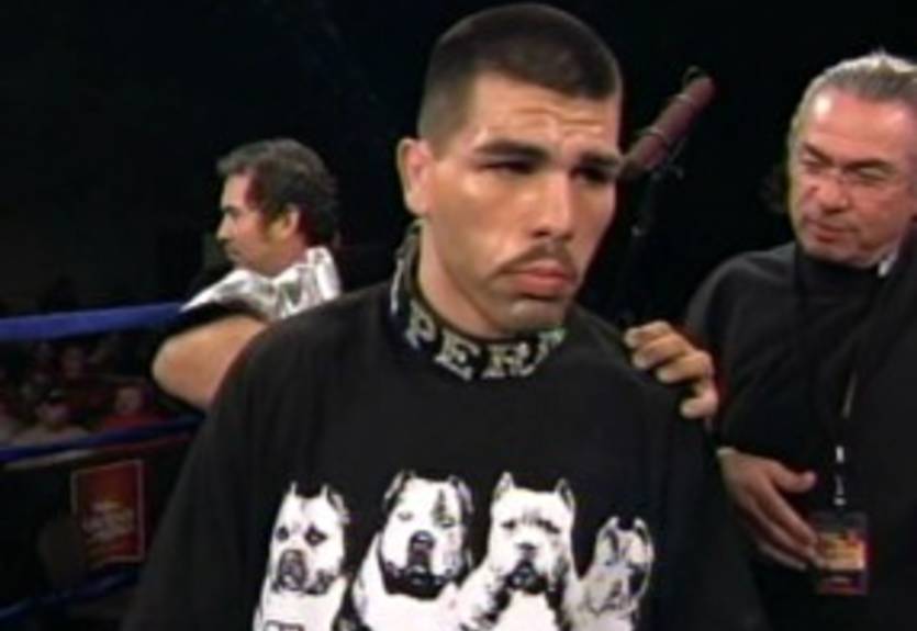 Дзинзирук не встретится с Ангуло