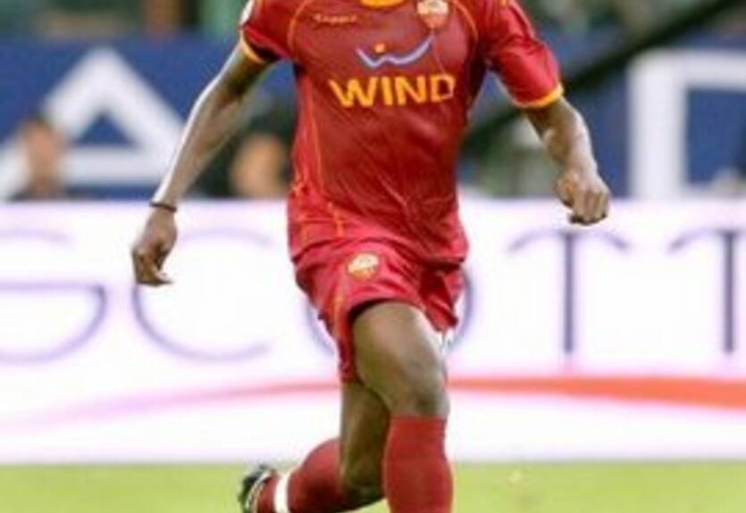 Фулхэм главный претендент на форварда Ромы