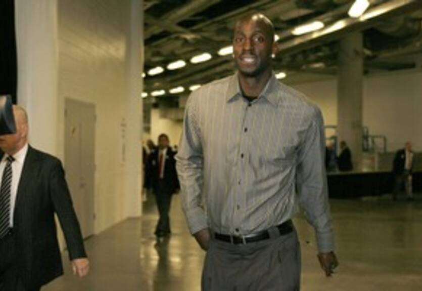 Гарнетт может пропустить еще 2 недели