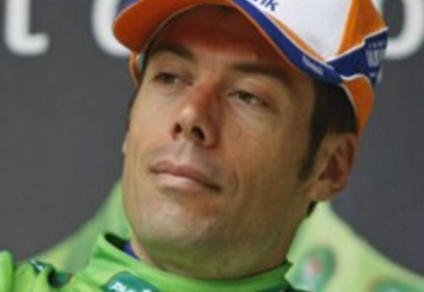 Фрейре передумал уходить из спорта