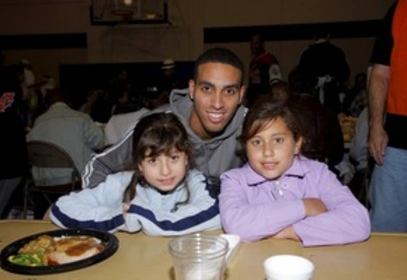 Мартин пропустит еще 2 недели