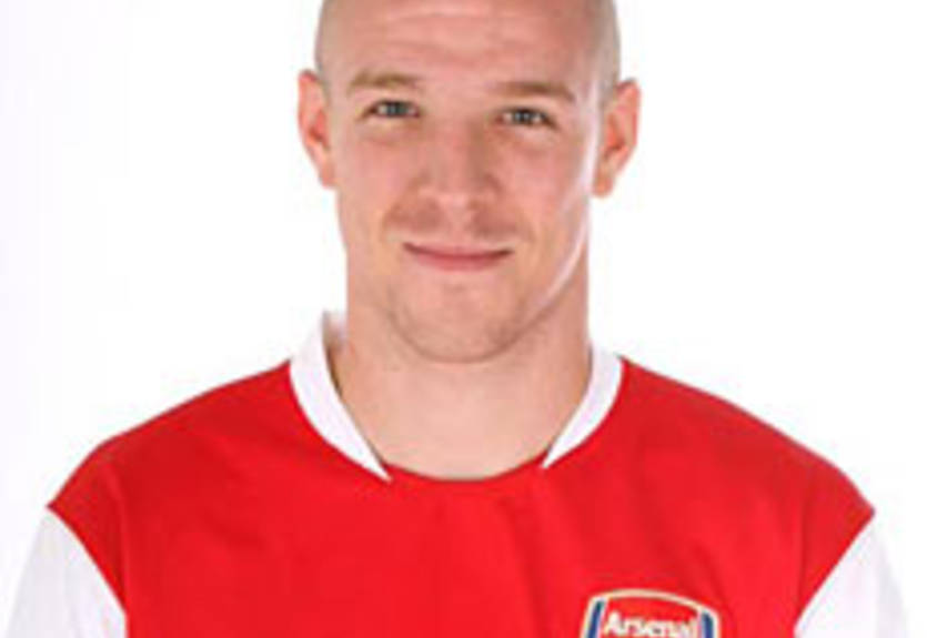 Хетафе и Эвертон поборятся за защитника Арсенала