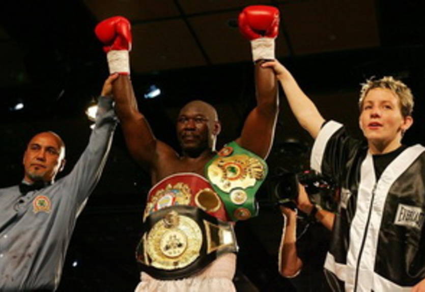 Туа проведет бой в пятницу 13-го марта