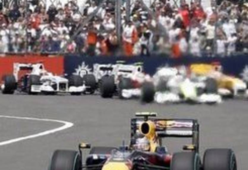 Ред Булл продолжит сотрудничать с Рено