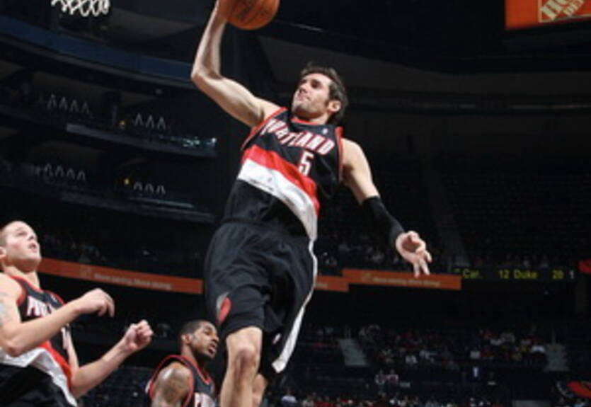 Фернандес выбыл на 6 недель