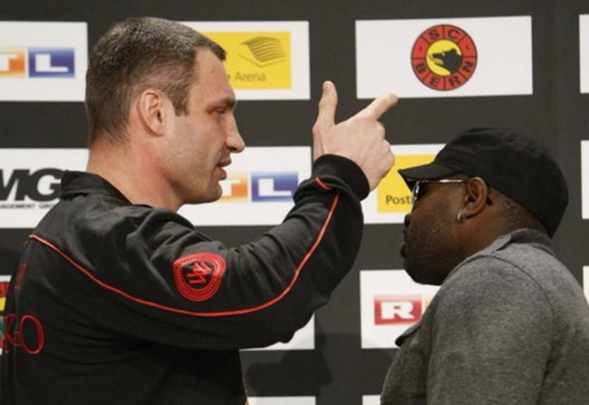 Джонсон: "Я нокаутирую Кличко в девятом раунде"