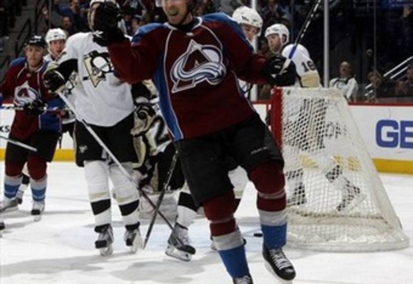 Форвард Колорадо выбыл на месяц-полтора