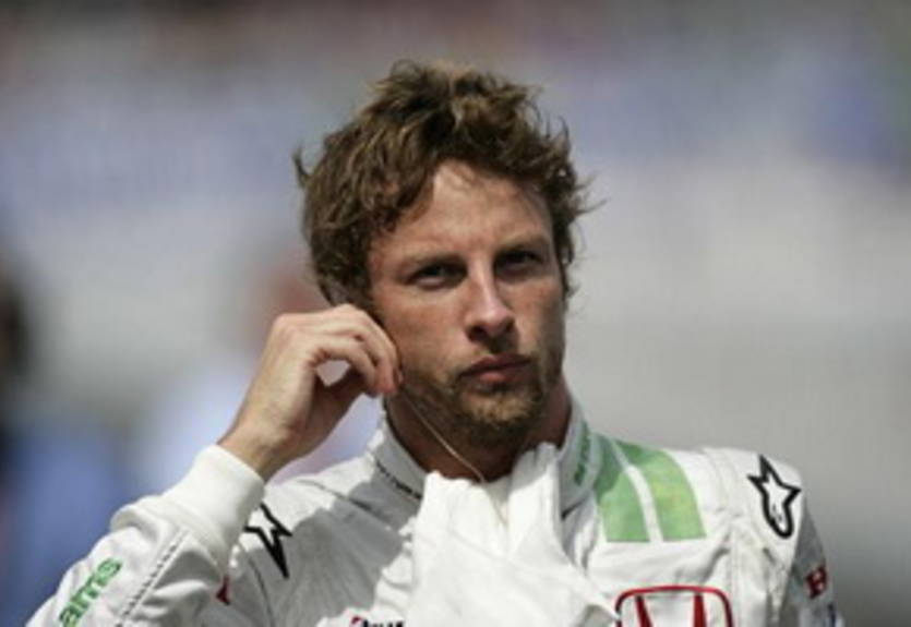 Руководители Мерседес разочарованы уходом Баттона