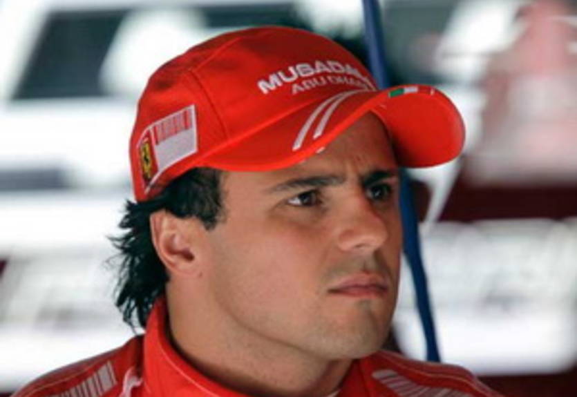 Масса вернулся за руль болида Феррари