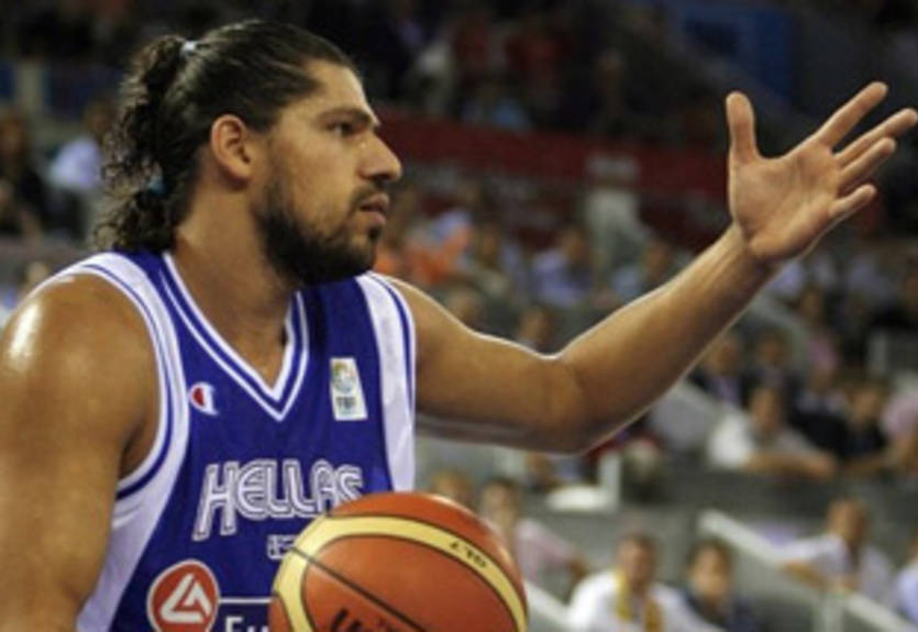 Лазарос Пападопулос может вернуться в свой родной клуб