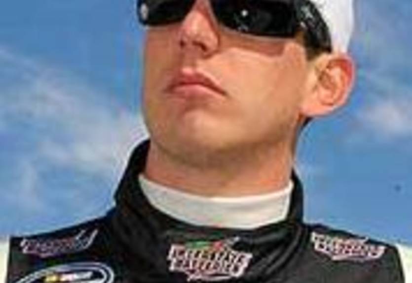 Буш теряет позиции