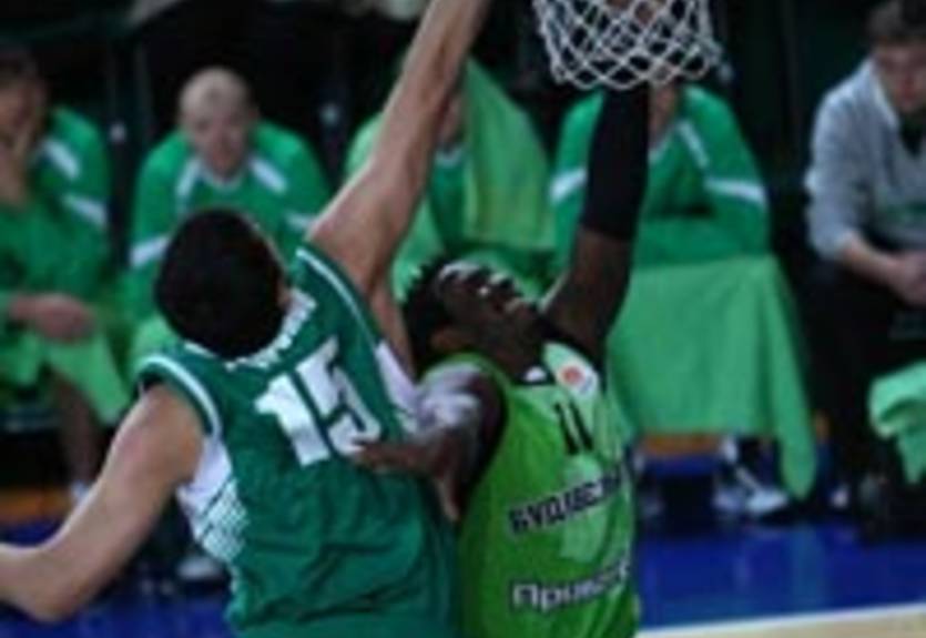 Хендерсон дебютировал за Будивельник в чемпионате. Впечатления игрока