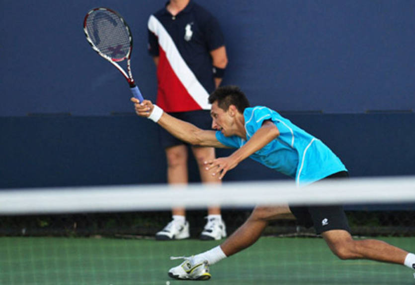 Стаховский выходит в  финал турнира в Санкт-Петербурге