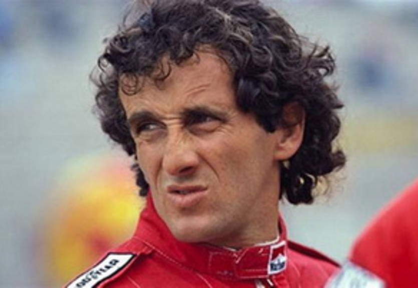 Прост все еще хочет работать в FIA