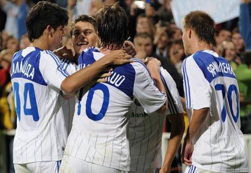 Динамо побеждает в Днепропетровске