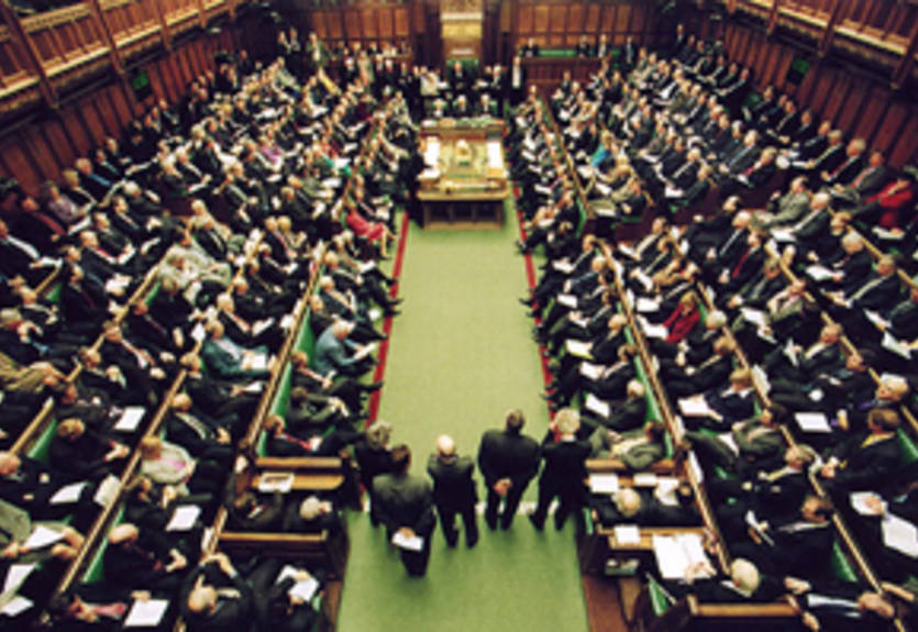 Британский парламент отгуляет победу Баттона?