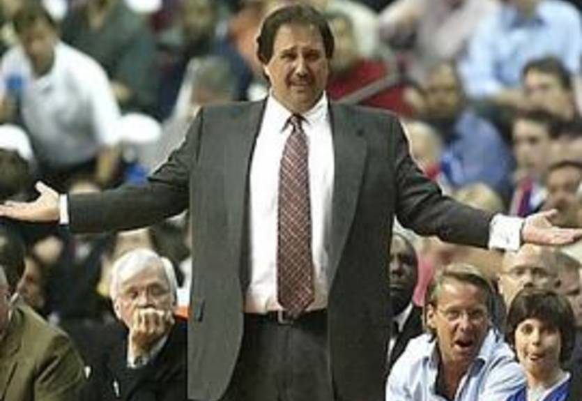 Новые штрафы за критику арбитров НБА