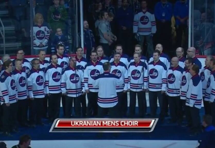 Украинский хор исполнил гимны США и Канады перед матчем НХЛ