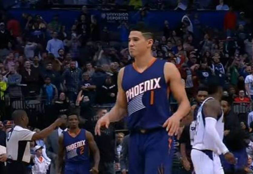 Баззер-битер Букера - лучший момент дня в НБА