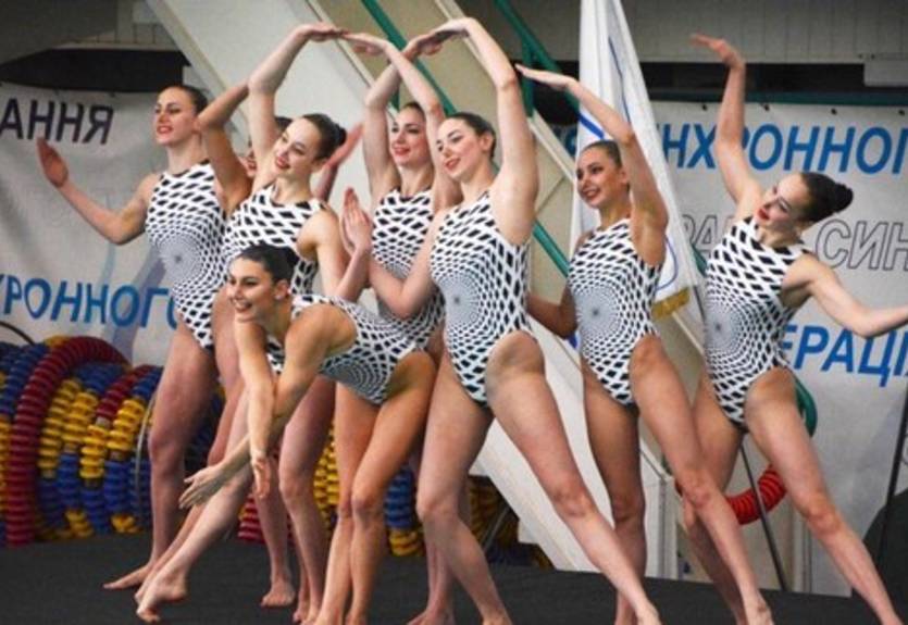 Украинские синхронистки завоевали серебро в Париже