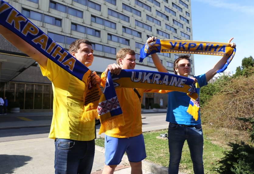 Фанаты идут на рекорд: Васильков об околофутбольной жизни сборной Украины