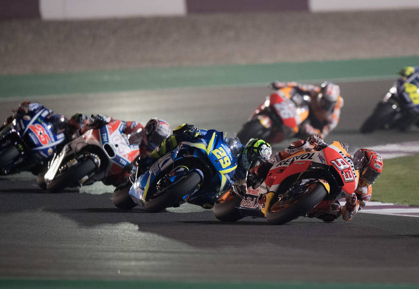 MotoGP: Виньялес выиграл Гран-при Катара, Довициозо - второй, Росси - третий
